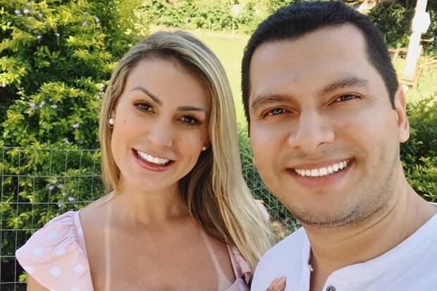 Marido De Andressa Urach Assume Redes Da Modelo E Bloqueia Seguidores