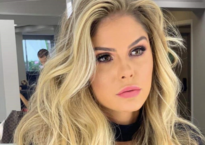 Bárbara Evans faz desabafo por críticas sobre o seu corpo Jetss