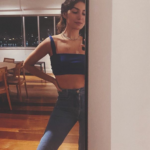 Marina Moschen - A atriz revelou que deu seu primeiro beijo aos 12 anos em um garoto de sua escola e ela revela que foi um pouco esquisito (Foto: Instagram/ @marinamoschen)