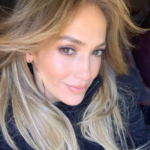 Jennifer só ganhou sua estrela na calçada da fama em 2013 (Foto: Instagram/ @jlo)