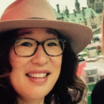 Sandra Oh ainda pediu para que seus fãs assistam seus outros trabalhos (Foto: Instagram/ @iamsandraohinsta)