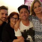 A mãe do ator e humorista Paulo Gustavo, Déa Lúcia, fez uma homenagem ao filho no Dia do Orgulho LGBTQIA+. (Foto: Instagram)