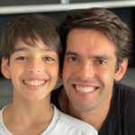 Kaká e Luca - Quem já viu uma foto do Kaká pequeno, desde cedo jogando bola, sabe que Luca, filho do famoso com Carol Celico, é a cara dele, parecendo que foi tirado de uma copiadora e entregue ao ex-casal (Foto: Instagram)