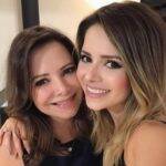 Sandy e Noely: mãe e filha são iguaizinhas! (Foto: Instagram)