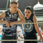 “Lutando pela Família” - A jovem Paige sonha em lutar na WWE, a Associação Estadunidense de Wrestling. Mas, para realizar o seu sonho, ela precisará convencer seus pais e suportar uma intensa rotina de treinamentos. (Foto: Divulgação)