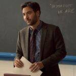 “Rise”, 1 temporada - Josh Radnor dá vida a Lou Mazzuchelli, um professor apaixonado pelo que faz e dedicado ao departamento de teatro de uma escola. (Foto: Divulgação)