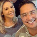 Carla Perez e Xanddy: O casal vive em Orlando com seus dois filhos, Victor Alexandre e Camilly Victoria (Foto: Instagram)