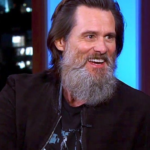 Jim Carrey- O ator já é conhecido por fazer parte do movimento anti vacina e diz acreditar que os imunizantes causam autismo. (Foto: Divulgação)