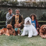 Nesta quarta-feira (18), ele e o diretor da emissora saíram para almoçar em um restaurante japonês na Zona Oeste do Rio de Janeiro (Foto: Instagram)