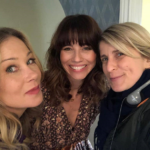 Em seu Twitter, Christina Applegate afirmou que está recebendo o apoio da família, amigos e pessoas que convivem com a doença. (Foto: Twitter)