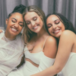 O primeiro show das meninas no Brasil foi em março de 2020, antes da pandemia, e Perrie não pôde participar por problemas de saúde (Foto: Instagram)