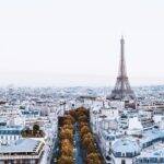 O grande relógio do obelisco da Concord que indica o tempo internacional, se tornou o maior relógio do mundo (Foto: Instagram)