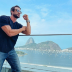 O influenciador fez o comentário sobre a influenciadora fitness (Foto: Instagram)