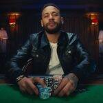 Além de ser um grande craque da bola, Neymar também domina as cartas. O jogador de futebol pratica Poker quase todos os dias e é embaixador cultural do PokerStars. (Foto: Divulgação)