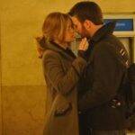 Before We Go- O músico Nick decide ajudar Brooke a voltar para casa depois dela ter sido assaltada e ter perdido o último trem para Boston. Depois de uma noite cheia de aventuras inesperadas, eles criam um forte vínculo. (Foto: Divulgação)