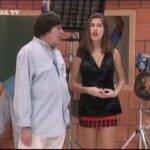 Em 2001, viveu a modelo Leandra Borgres na Escolinha do Professor Raimundo. (Foto: Divulgação/GloboPlay)