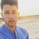 Nick Jonas é compositor e foi responsável por compor diversos hits do Jonas Brothers, como ‘S.O.S’, ‘A Little Bit Longer’ e ‘Got Me Going Crazy’. (Foto: Instagram)