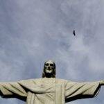 Na restauração de 2010, cem pessoas trabalharam diretamente na substituição de mais de 60 mil peças de pedra-sabão. (Foto: Tânia/Agência Brasil)