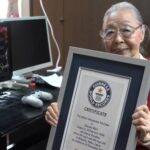 A japonesa Hamako Mori, de 91 anos, foi reconhecida oficialmente pelo Guinness World Records como a youtuber de games mais v e l h a do mundo. Ela joga há mais de 30 anos. (Foto: divulgação)