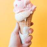 O sorvete é um alimento rico em açúcar e em gordura trans. Por conta da alta fonte de açúcar, ele pode causar diabete. (Foto: Unsplash)