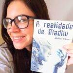 Melissa se pronunciou afirmando que estava até assustada pois não lembrava dessa parte do livro. Além disso, ressaltou que tudo não passava de uma grande coincidência e que nunca tinha tido nenhum tipo de visão do futuro. (Foto: Instagram)