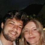 Maria Padilha, de 61 anos, vive um relacionamento com Brenno Meneghel, de 34. (Foto: Instagram)