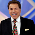 Ícone da televisão brasileira, Silvio Santos segue apresentando seu programa semanalmente no SBT. (Foto: SBT)