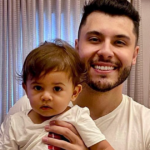 Murilo revelou que Leo, seu filho, está doente, com infecção no ouvido (Foto: Instagram)