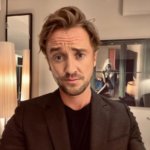 Tom Felton, ator dos filmes de Harry Potter, revelou que não é reconhecido pelos fãs (Foto: Instagram)