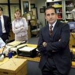 The Office: Esta adaptação americana se passa em uma empresa de papel em Scranton, Pensilvânia e tem um estilo de documentário semelhante ao original britânico estrelado por Ricky Gervais. Mostra a equipe da Dunder-Mifflin, que inclui personagens baseados no original britânico (e, provavelmente, em pessoas com quem você trabalha em seu escritório). Temos Jim, o simpático empregado que tem um pouco de todo homem. Jim sente uma atração pela recepcionista promovida a representante de vendas Pam (pois romances de escritório são sempre uma boa ideia). Temos também Dwight, o colega de trabalho bem-sucedido que carece de habilidades sociais e bom senso. E há ainda Ryan, ex-estagiário que trabalha temporariamente na matriz em Nova York antes de retornar a Scranton. (Foto: Divulgação)