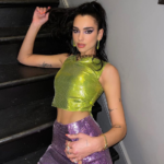 Dua Lipa revelou que está ansiosa em retornar ao Brasil. (Foto: Instagram)