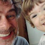 Pai de Raffa, João Vitti, contou sobre estar acompanhando o crescimento da neta de 2 anos, Clara Maria, fruto do relacionamento de seu filho, com a humorista Tatá Werneck. (Foto: Instagram)