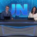 Nessa última segunda-feira (10/1), o "Jornal Nacional" foi apresentado por Ana Luiza Guimarães e Hélter Duarte. (Foto: Divulgação/Globo)