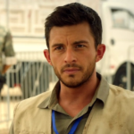 "Jack Ryan” - Jonathan Bailey participou da série protagonizada por John Krasinski. Na trama, um analista da CIA é lançado em uma perigosa missão de campo pela primeira vez. (Foto: Divulgação)