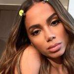 Anitta também engatou inúmeros namoros com celebridades como Pedro Scooby, Lewis Hamilton e André Marques. (Foto: Instagram)