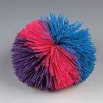 “Fluffy” é uma divertida bola de fios de borracha, que ganhou a criançada. (Foto: Pinterest)