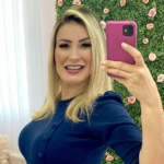 “Cheguei a enfrentar um período de depressão. Chorava dia e noite, mesmo sem motivo. É uma fase muito complicada”, lamentou Andressa Urach. (Foto: Instagram)