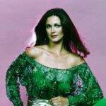 Lynda Carter é conhecida mundialmente por dar vida a super-heroína Mulher Maravilha. (Foto