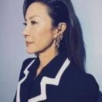 Além de atriz e bailarina, Michelle Yeoh também já esteve no mundo da beleza. (Foto: Divulgação)