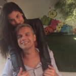 Giulia Costa, filha de Flávia, e enteada de Otaviano Costa, escreveu um lindo texto para o apresentador (Foto: Instagram)