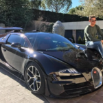 Cristiano é dono também de uma, das dez unidades exclusivas, do Bugatti Centodieci. O super carro custa R$ 45 milhões. (Foto: Instagram)