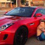 Whindersson Nunes é dono de um Jaguar F-Type, que custa em média R$ 500 mil. (Foto: Instagram)