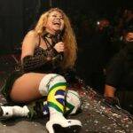 Apesar do susto que tanto Joelma quanto os fãs tomaram na ocasião, a vocalista da banda "Calypso" continuou sua apresentação como se nada tivesse acontecido - sua alegria era contagiante, como sempre. (Foto: Divulgação/Felipe Cacique)