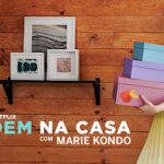 “Ordem na Casa com Marie Kondo” é um reality show original da Netflix, que acompanha transformações feitas pela Marie. (Foto: divulgação)