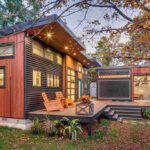 “Tiny House Nation” acompanha os especialistas em reforma John Weisbarth e Zack Griffin em diferentes cidades dos EUA. (Foto: divulgação)