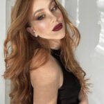 Além do sucesso nas redes, Maria é sucesso no mundo empresarial. Atualmente, é dona de uma das maiores marcas de maquiagem do país, a "Mari Maria Makeup". (Foto: Instagram)