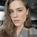 Alice Wegmann também entrou no time de artistas que deixaram a TV Globo. (Foto: Instagram)