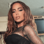 Anitta fez uma performance sensual de seu hit "Envolver". (Foto: Instagram)