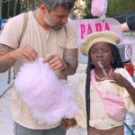 Ao saber dos sentimentos da esposa, Bruno então disse que também queria adotarTiti  viajou para conhecê-la. “Eu fui para lá, e foi lindo. Ela me recebeu de braços abertos. Eu falei ‘Chissomo’, e ela me olhou. Eu abri os braços, e ela veio correndo na minha direção, me abraçou”, contou ele, emocionado. (Foto: Instagram)