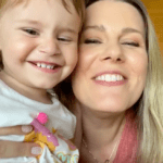 A jornalista celebrou o aniversário da filha, Lua, nesta sexta-feira, 28. (Foto: Instagram)